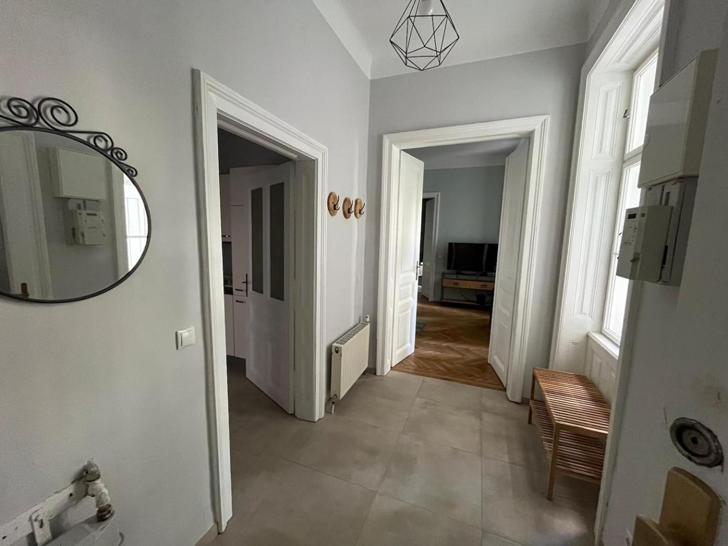 Grosszuegiger Wiener Altbau Gleich Neben Schoenbrunn Екстер'єр фото