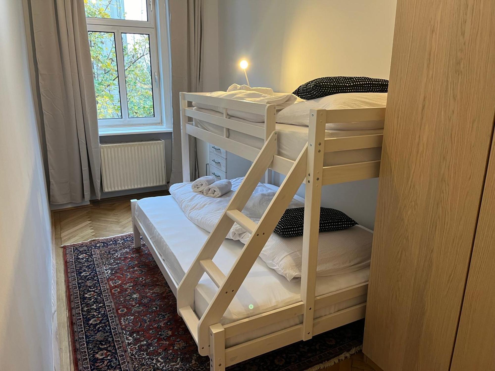 Grosszuegiger Wiener Altbau Gleich Neben Schoenbrunn Екстер'єр фото